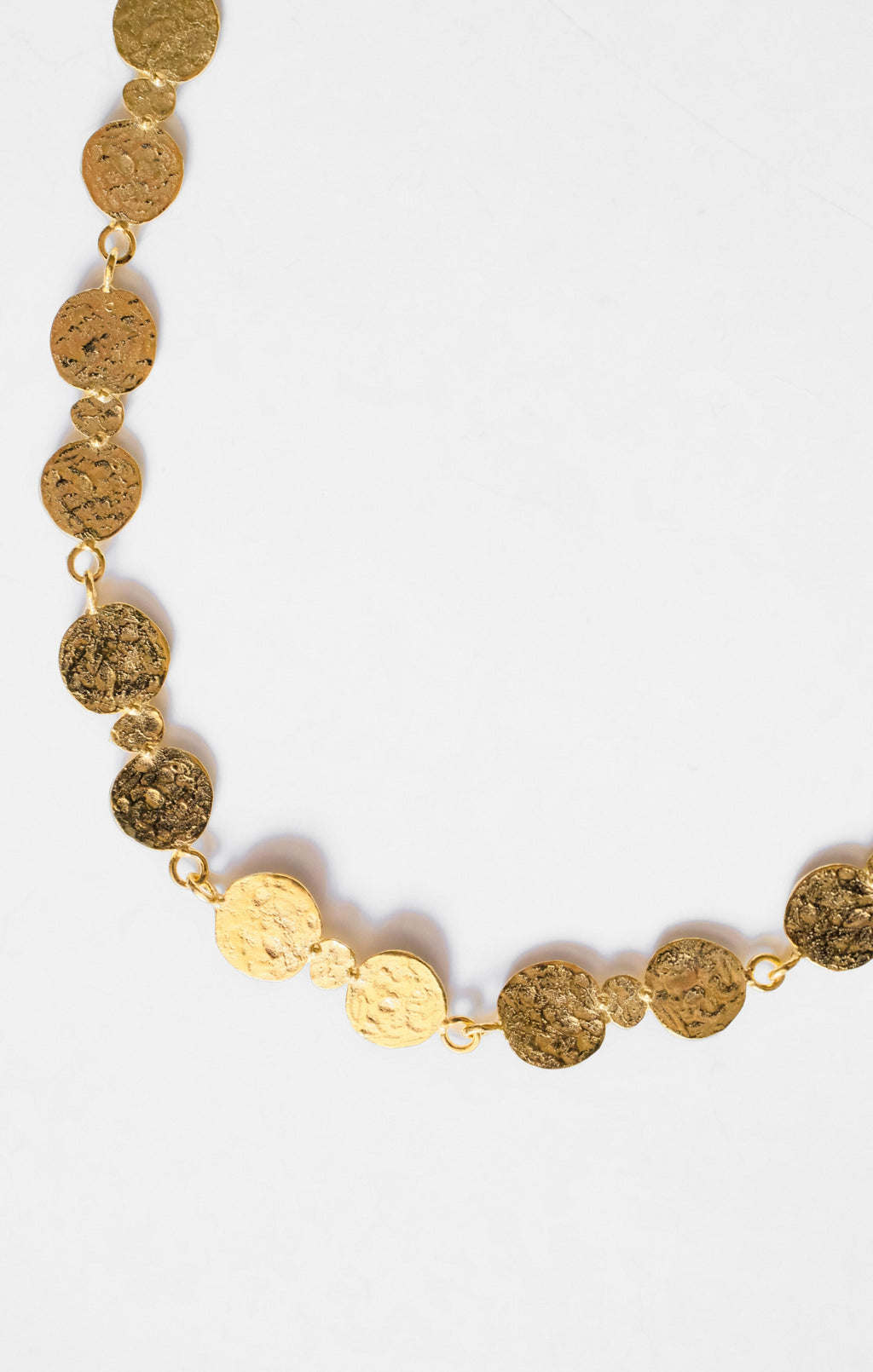 Golden Scale Chain Necklace