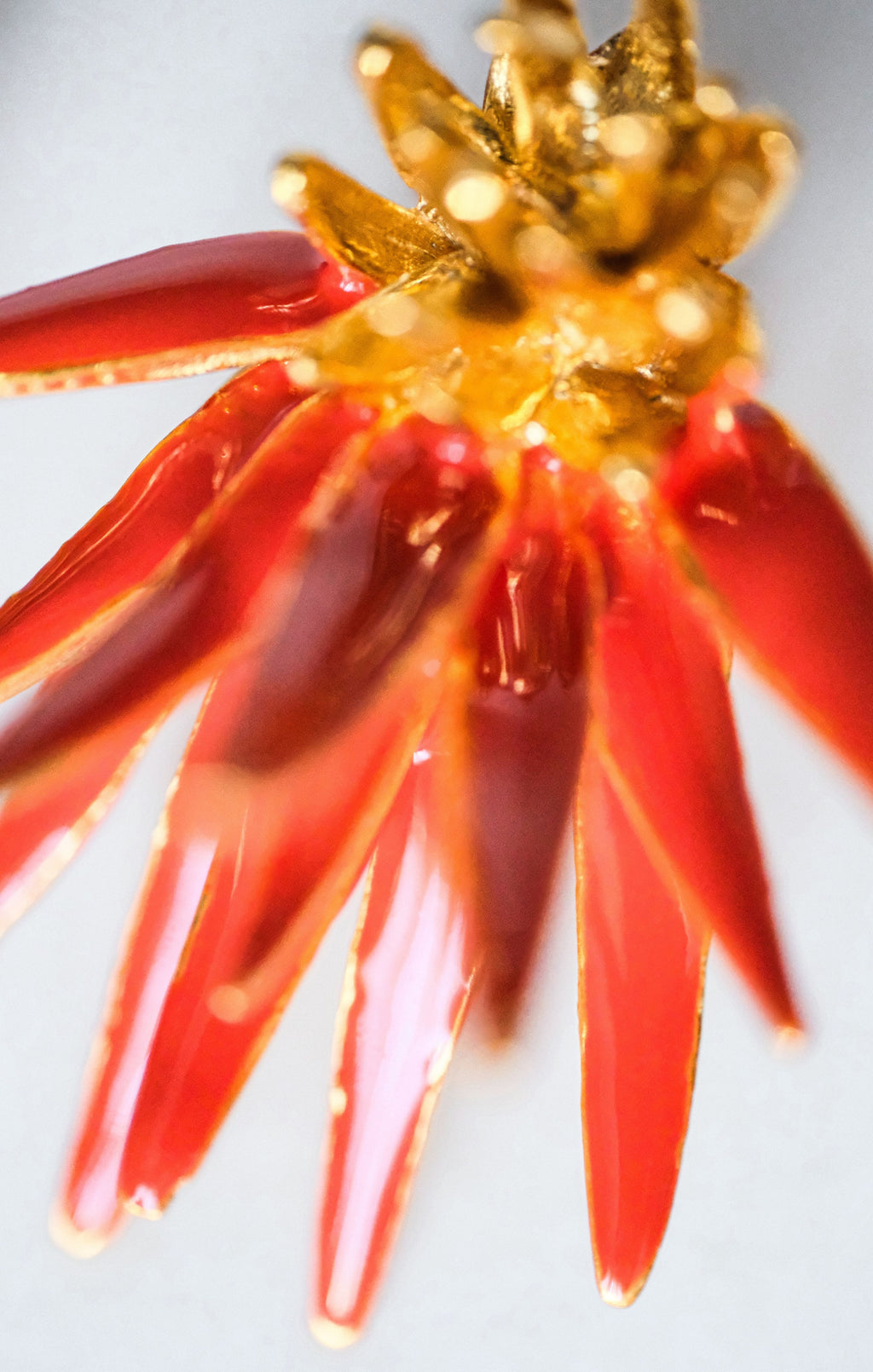 Thorny Orchid Mineli Küpe 