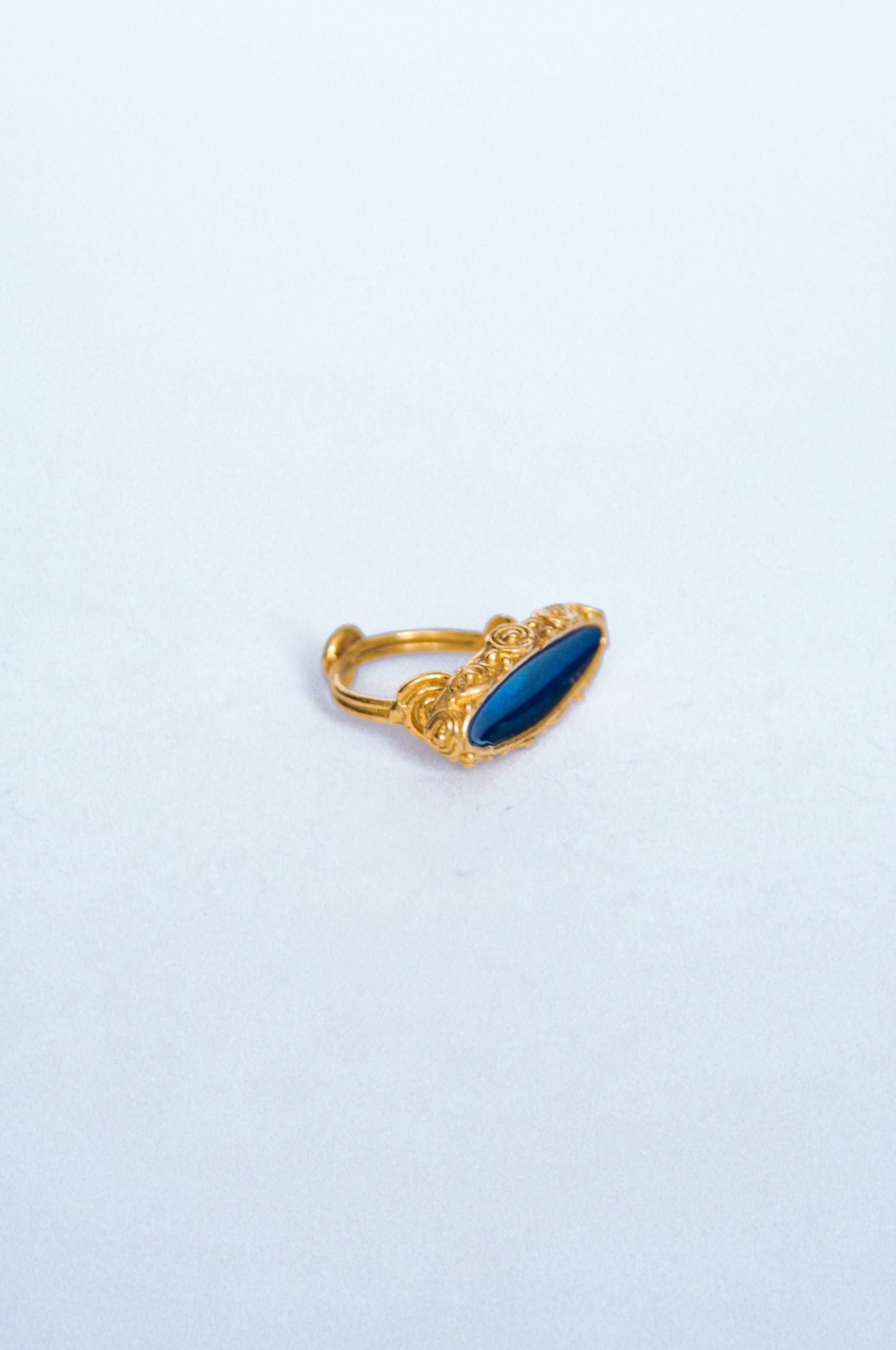 Nazca Spiral Mineli Yüzük