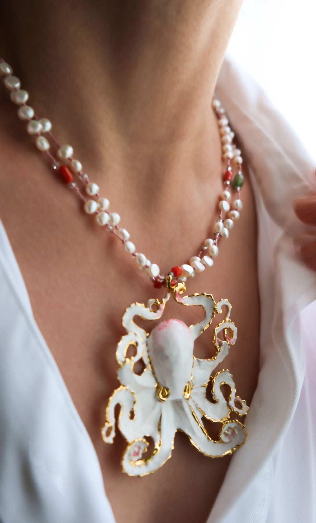 Incili White Octopus Kolye