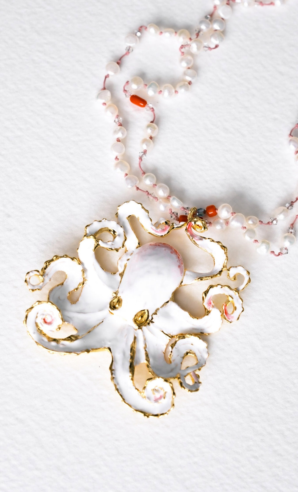 Incili White Octopus Kolye